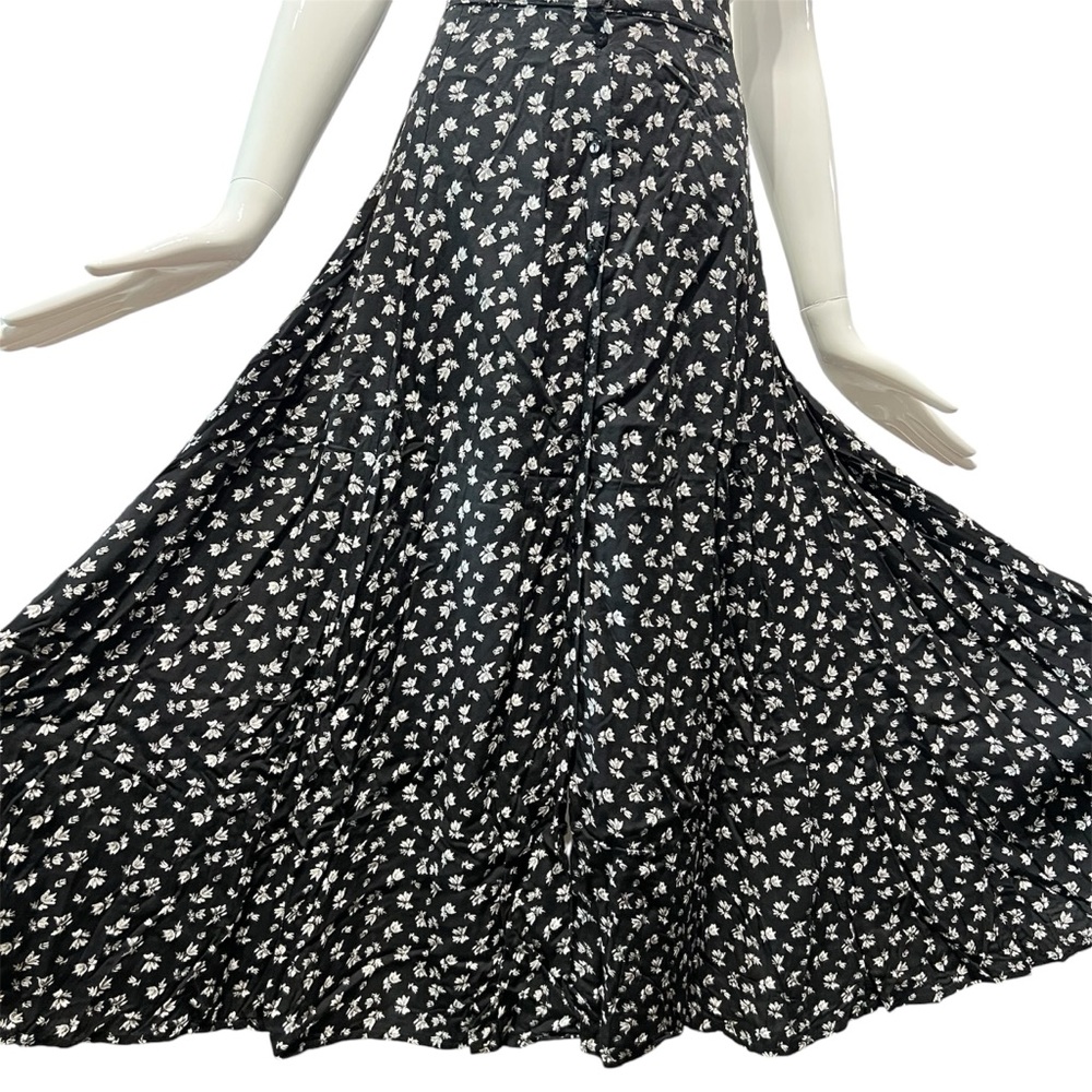 Vintage Blue Founded 1989 Vintage Ditsy Rose Prints Button Down Black Skirt M